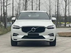 2021 Volvo XC60 T5 4WD Luxury, белый — фото 2