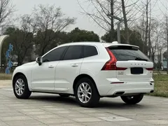 2021 Volvo XC60 T5 4WD Luxury, белый — фото 6