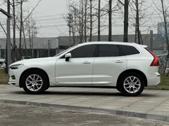 2021 Volvo XC60 T5 4WD Luxury, белый — фото 7