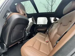 2021 Volvo XC60 T5 4WD Luxury, белый — фото 22