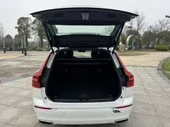 2021 Volvo XC60 T5 4WD Luxury, белый — фото 26
