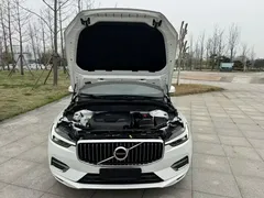 2021 Volvo XC60 T5 4WD Luxury, белый — фото 29