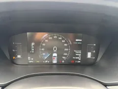 2021 Volvo XC60 T5 4WD Luxury, белый — фото 32