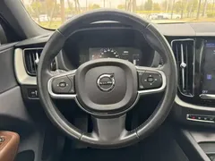 2021 Volvo XC60 T5 4WD Luxury, белый — фото 41