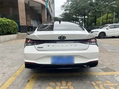 2021 Hyundai Elantra 1.5L CVT GLX Elite, белый — фото 24