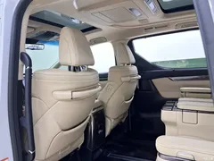2021 Toyota Alphard Hybrid 2.5L Premium, белый — фото 13