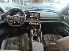 2021 Hyundai Elantra 1.5L CVT GLX Elite, белый — фото 6