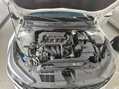2021 Hyundai Elantra 1.5L CVT GLX Elite, белый — фото 16