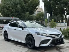 2023 Toyota Camry 2.0S Knight, белый — фото 3