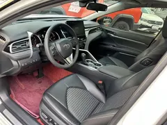 2023 Toyota Camry 2.0S Knight, белый — фото 7
