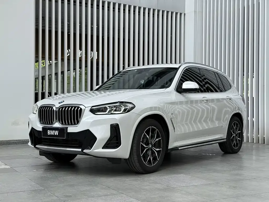 2022 BMW X3 xDrive25i M