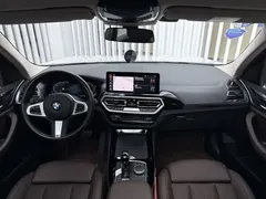 2022 BMW X3 xDrive25i M, белый — фото 2