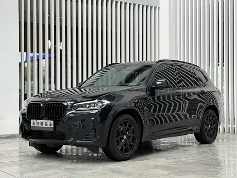 2022 BMW X3 xDrive25i M