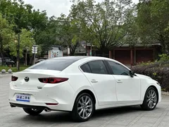 2023 Mazda 3 2.0L AT, белый — фото 5