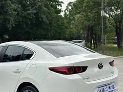 2023 Mazda 3 2.0L AT, белый — фото 8