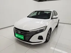 2021 Changan Eado PLUS 1.6L GDI MT, белый — фото 2