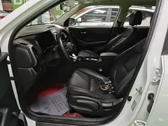2021 Hyundai ix35 2.0L AT 2WD GLS Leading, белый — фото 12