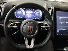2024 Hongqi HS3 PHEV 115km — фото 7