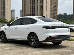 2025 BYD Seal 05 DM-i Smart Driving 120KM Flagship Model, белый — фото 4