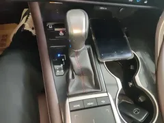 2020 Lexus RX 300 4WD, белый — фото 14