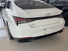 2021 Hyundai Elantra 1.5L CVT LUX Premium, белый — фото 20