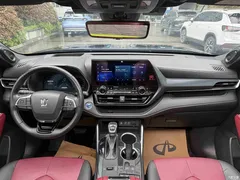 2021 Toyota Crown Kluger 2.5L HEV 4WD Flagship — фото 13