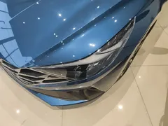 2021 Hyundai Elantra 1.5L CVT GLX Elite, синий — фото 24