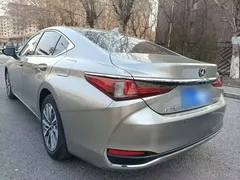 2021 Lexus ES 200 — фото 7