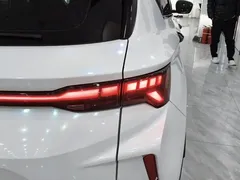 2022 Geely Coolray COOL 1.5TD DCT Battle, белый — фото 24