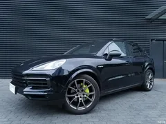 2023 Porsche Cayenne New Energy Cayenne E-Hybrid 2.0T, чёрный — фото 2