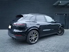 2023 Porsche Cayenne New Energy Cayenne E-Hybrid 2.0T, чёрный — фото 13