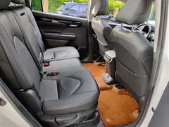 2022 Toyota Highlander Hybrid 2.5L 4WD Premium 7, белый — фото 11