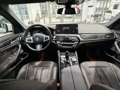 2022 BMW 5 Series 525Li M Sport Package, белый — фото 7