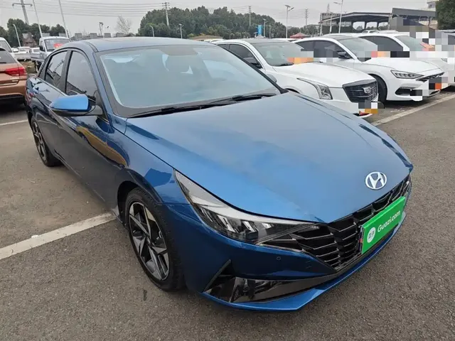 2022 Hyundai Elantra 1.5L CVT GLX Elite