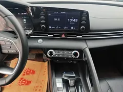 2022 Hyundai Elantra 1.5L CVT GLX Elite, синий — фото 13