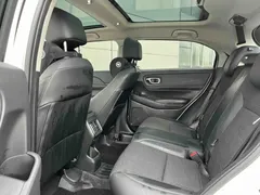 2023 Honda Vezel 1.5L CVT, белый — фото 14