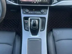 2021 Geely Atlas 1.8TD DCT 2WD Comfort, белый — фото 11