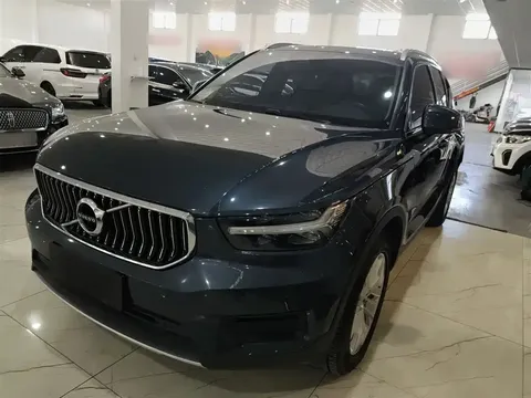 2021 Volvo XC40 T3