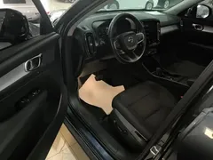 2021 Volvo XC40 T3, синий — фото 12