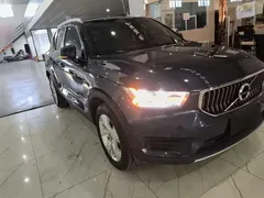 2021 Volvo XC40 T3, синий — фото 22
