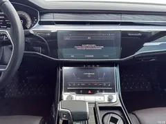 2021 Audi A8 A8L 50 TFSI quattro comfort, чёрный — фото 8