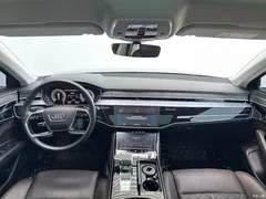 2021 Audi A8 A8L 50 TFSI quattro comfort, чёрный — фото 10