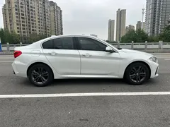 2021 BMW 1 Series 1 120i M Sport, белый — фото 18