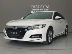 2018 Honda Accord 260TURBO Luxury VI, белый — фото 1