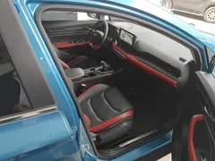 2021 Geely Emgrand S 1.4T CVT, синий — фото 24