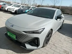 2022 Changan UNI-V 1.5T Excellence — фото 1