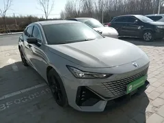 2022 Changan UNI-V 1.5T Excellence — фото 4