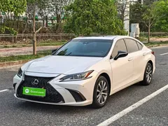 2020 Lexus ES 260, белый — фото 20