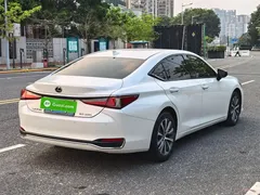 2020 Lexus ES 260, белый — фото 23