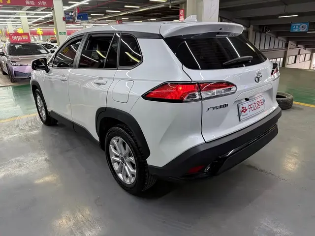 2023 Toyota Frontlander 2.0L CVT Leading